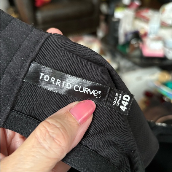 Torrid Curve Black/White Floral Full Support Fosm Cups Underwire Bra Size 44D. - Picture 5 of 6